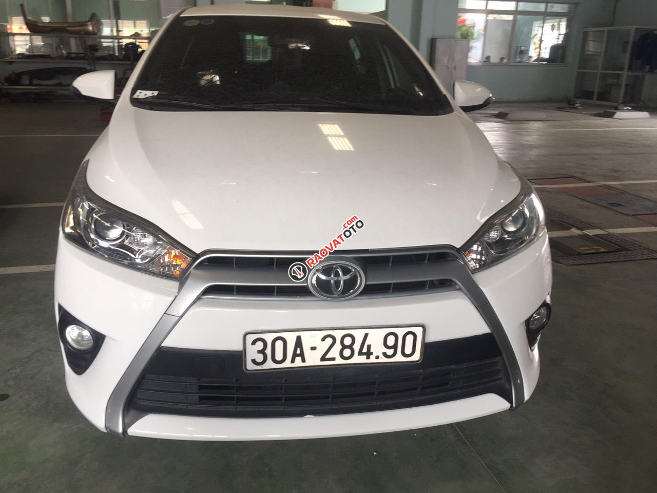 Cần bán xe Toyota Yaris G năm 2014, màu trắng, giá tốt-4