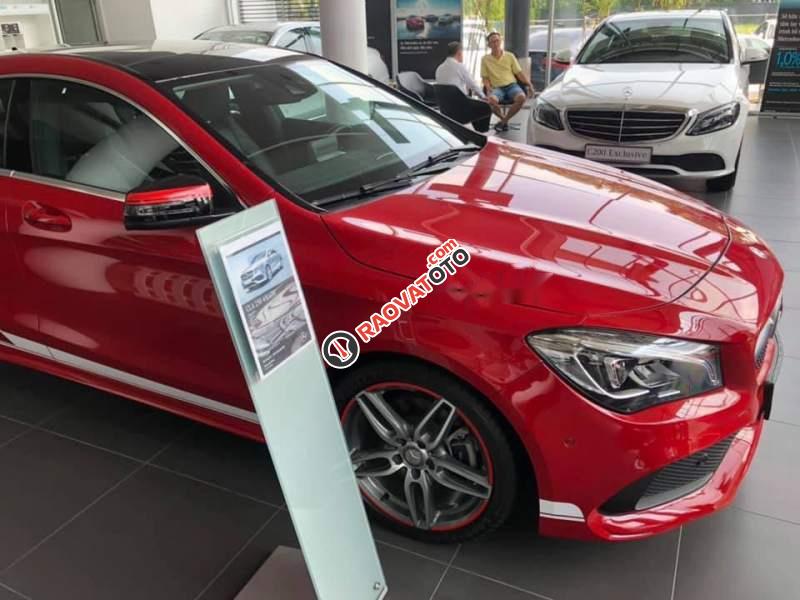 Bán xe Mercedes CLA250 2019, màu đỏ, xe nhập-2