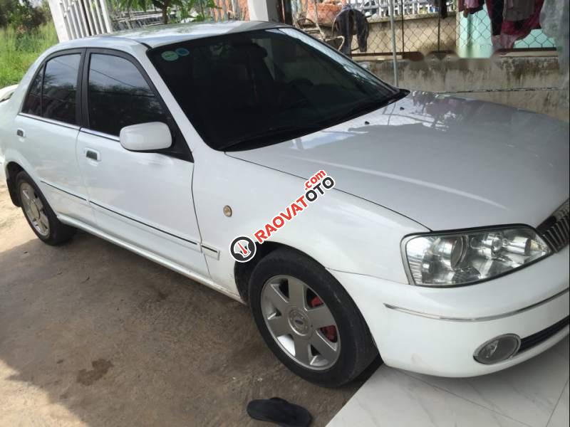 Bán xe Ford Laser GHIA đời 2002, màu trắng, giá 148tr-5