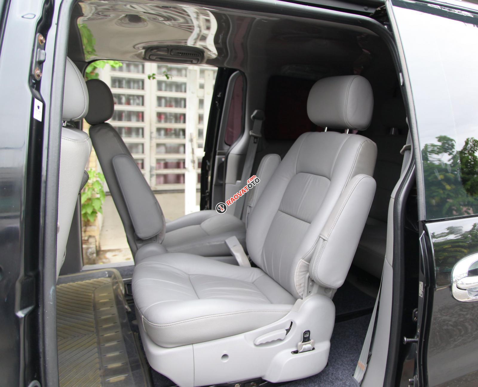 Cần bán Kia Carnival GS sản xuất 2008, màu đen-4