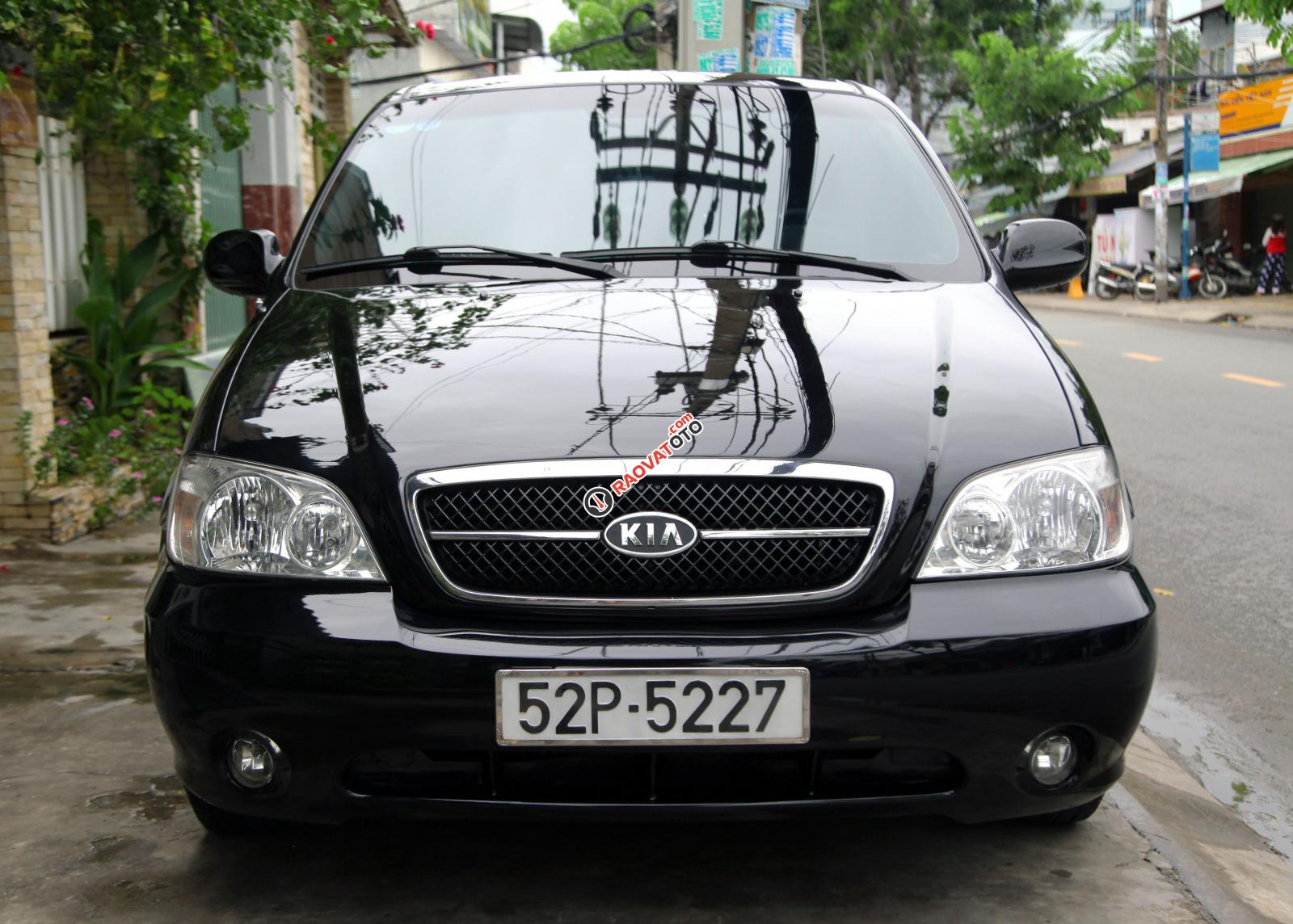 Cần bán Kia Carnival GS sản xuất 2008, màu đen-0