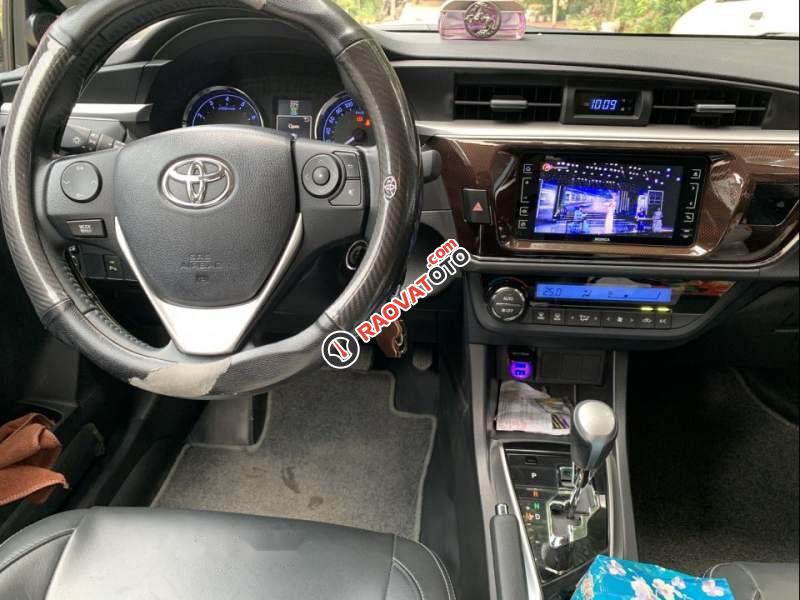 Bán Toyota Corolla altis AT đời 2016, màu đen-1