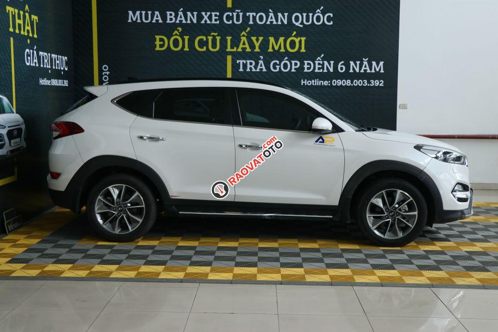 Cần bán xe Hyundai Tucson 2.0AT 2WD sản xuất 2018, màu trắng-5