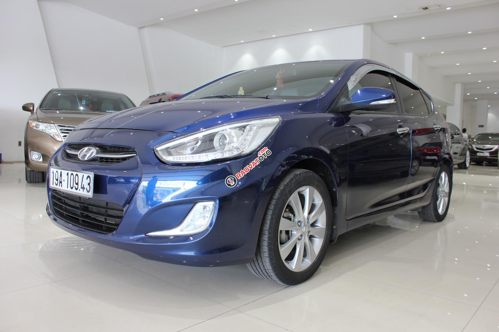 Bán xe Hyundai Acent Blue sản xuất năm 2015, màu xanh lam, nhập khẩu, giá chỉ 445 triệu-16