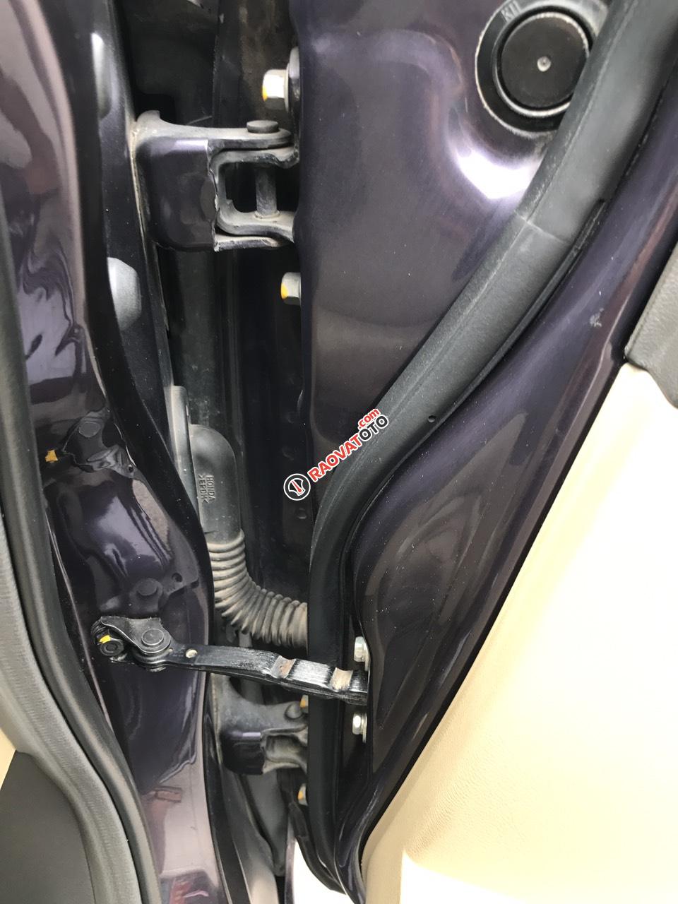 Bán Honda Civic 1.8MT sản xuất 2006, màu tím (ghi), xe xuất sắc. Việt Nam không có chiếc thứ 2-7