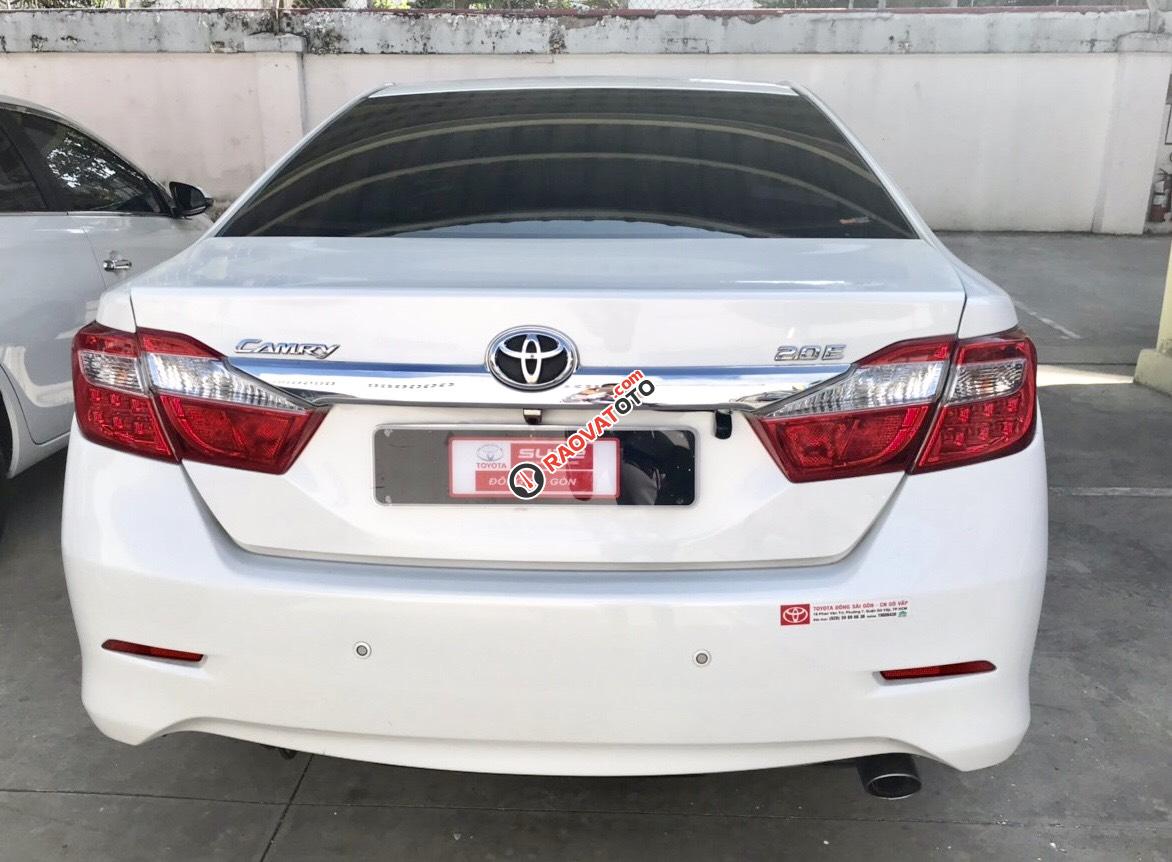 Bán Toyota Camry E đời 2014, màu trắng - Hỗ trợ ngân hàng 75%-1