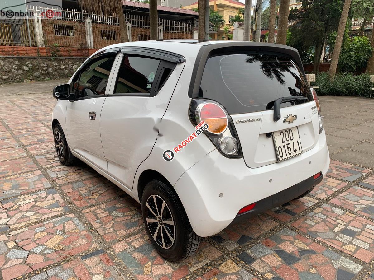 Bán xe Chevrolet Spark Van 1.0 AT đời 2011, màu trắng, nhập khẩu nguyên chiếc số tự động, giá 168tr-2
