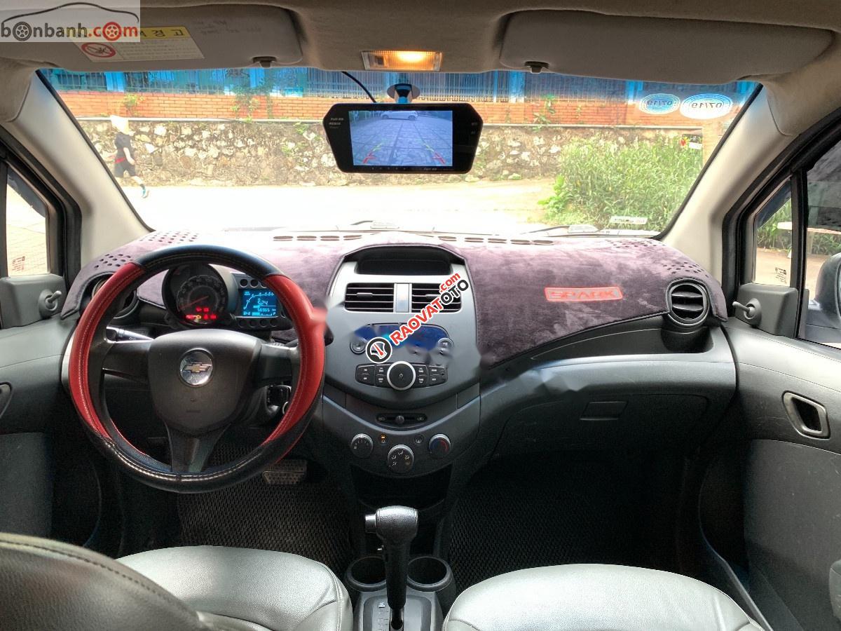 Bán xe Chevrolet Spark Van 1.0 AT đời 2011, màu trắng, nhập khẩu nguyên chiếc số tự động, giá 168tr-0