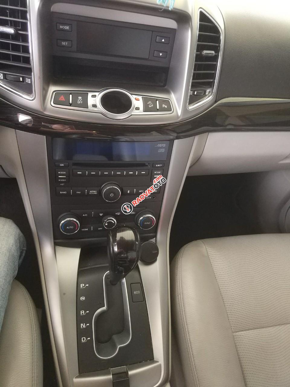 Bán Chevrolet Captiva 2.4 LTZ màu đen, sản xuất 2014, đăng ký 2015, tên tư nhân-1