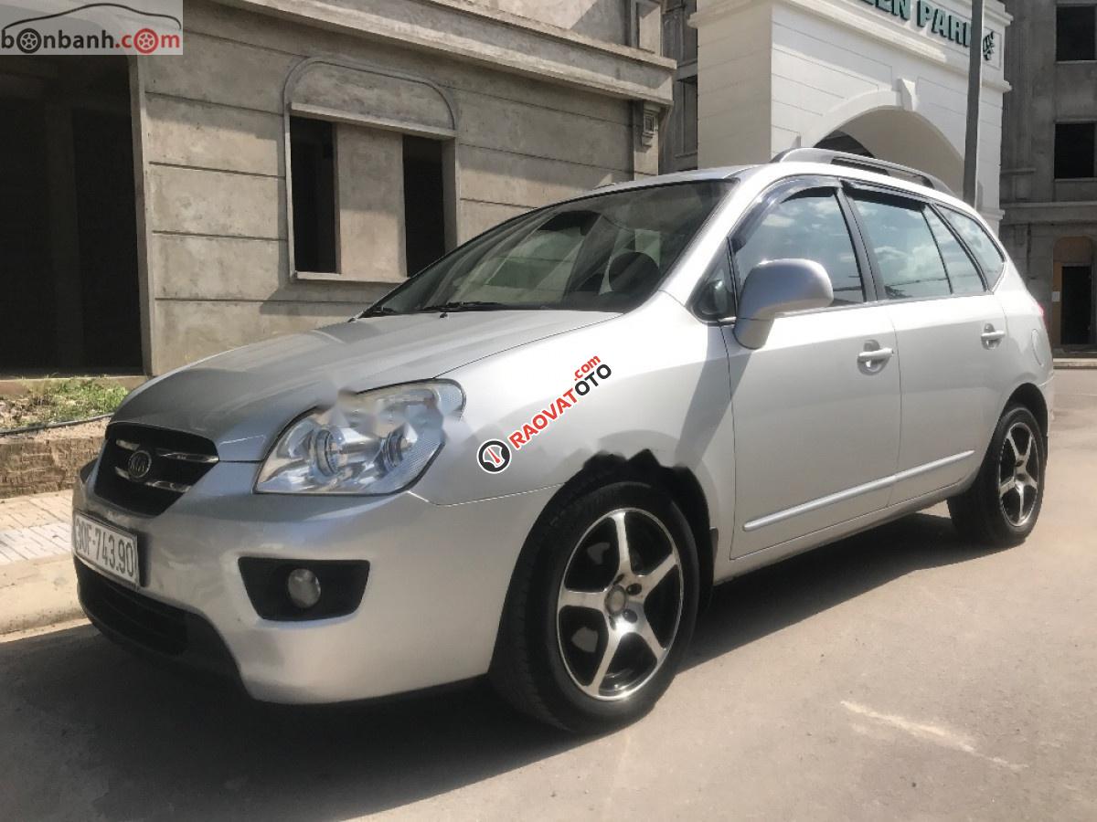 Cần bán lại xe Kia Carens SXMT 2011, màu bạc chính chủ-9