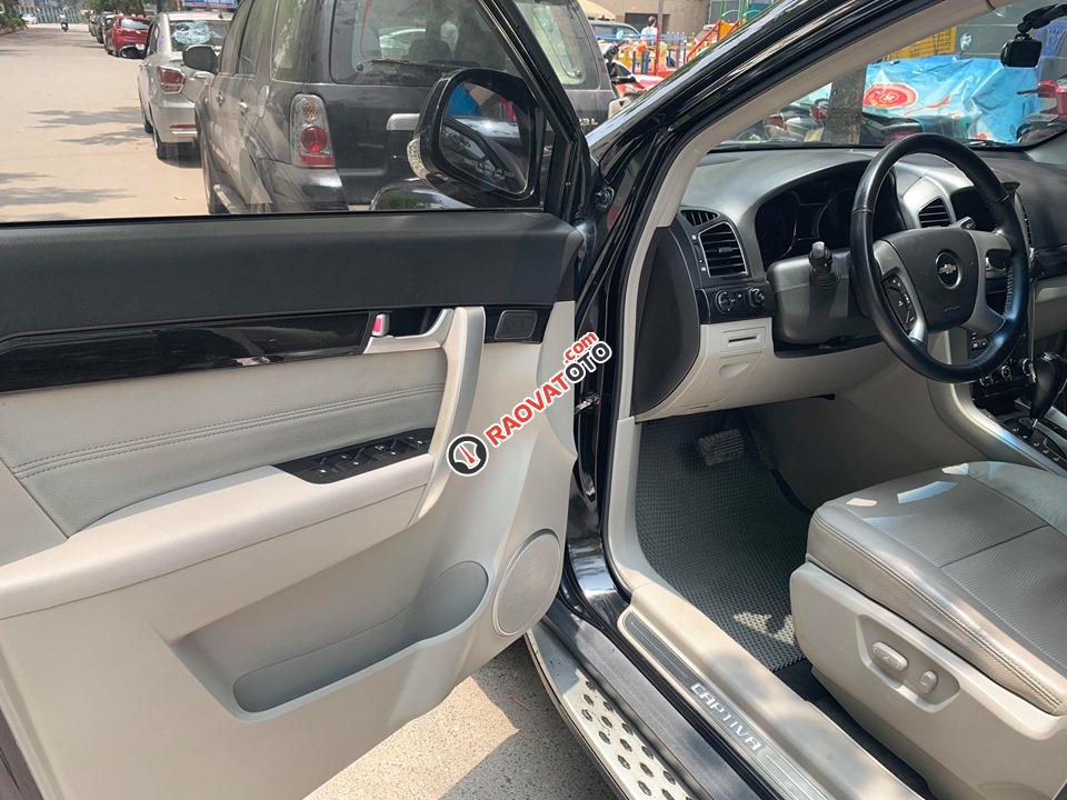 Bán Chevrolet Captiva 2.4 LTZ màu đen, sản xuất 2014, đăng ký 2015, tên tư nhân-5