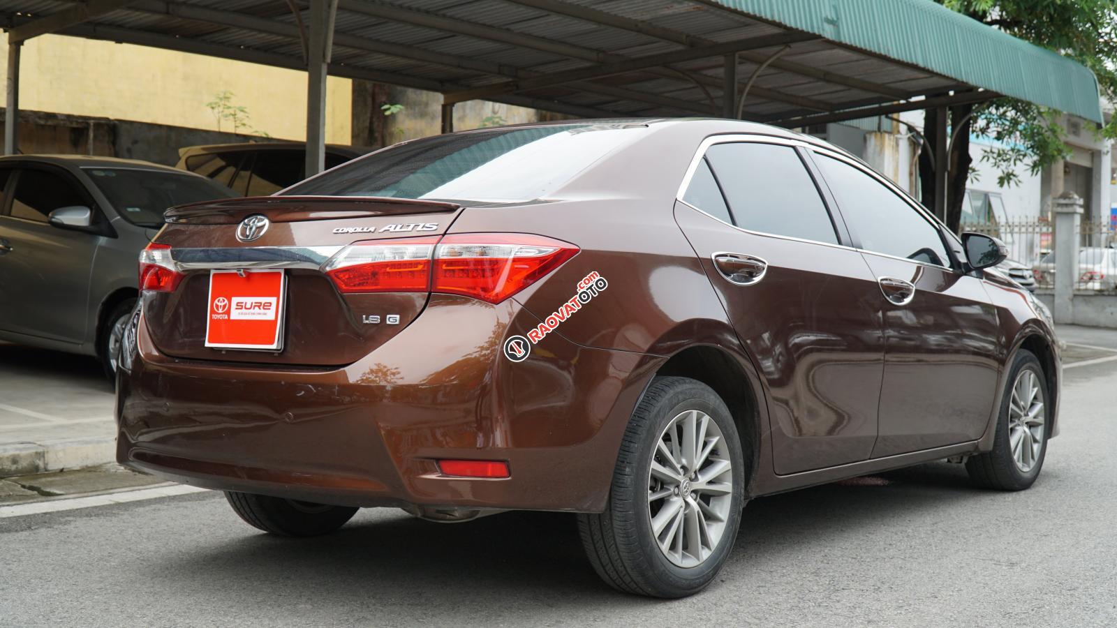 Cần bán xe Toyota Corolla altis sản xuất năm 2014, màu nâu-1