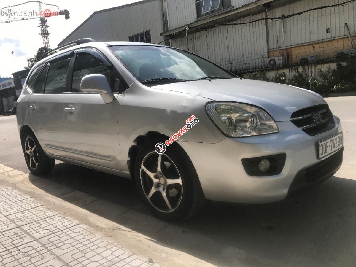 Cần bán lại xe Kia Carens SXMT 2011, màu bạc chính chủ-2