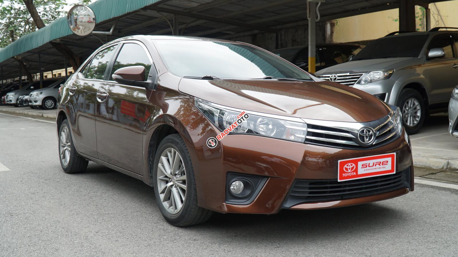 Cần bán xe Toyota Corolla altis sản xuất năm 2014, màu nâu-3