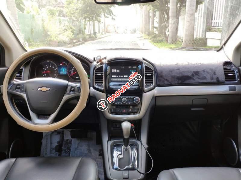 Bán ô tô Chevrolet Captiva Rew đời 2016, màu trắng, xe đúng 1 đời chủ-1
