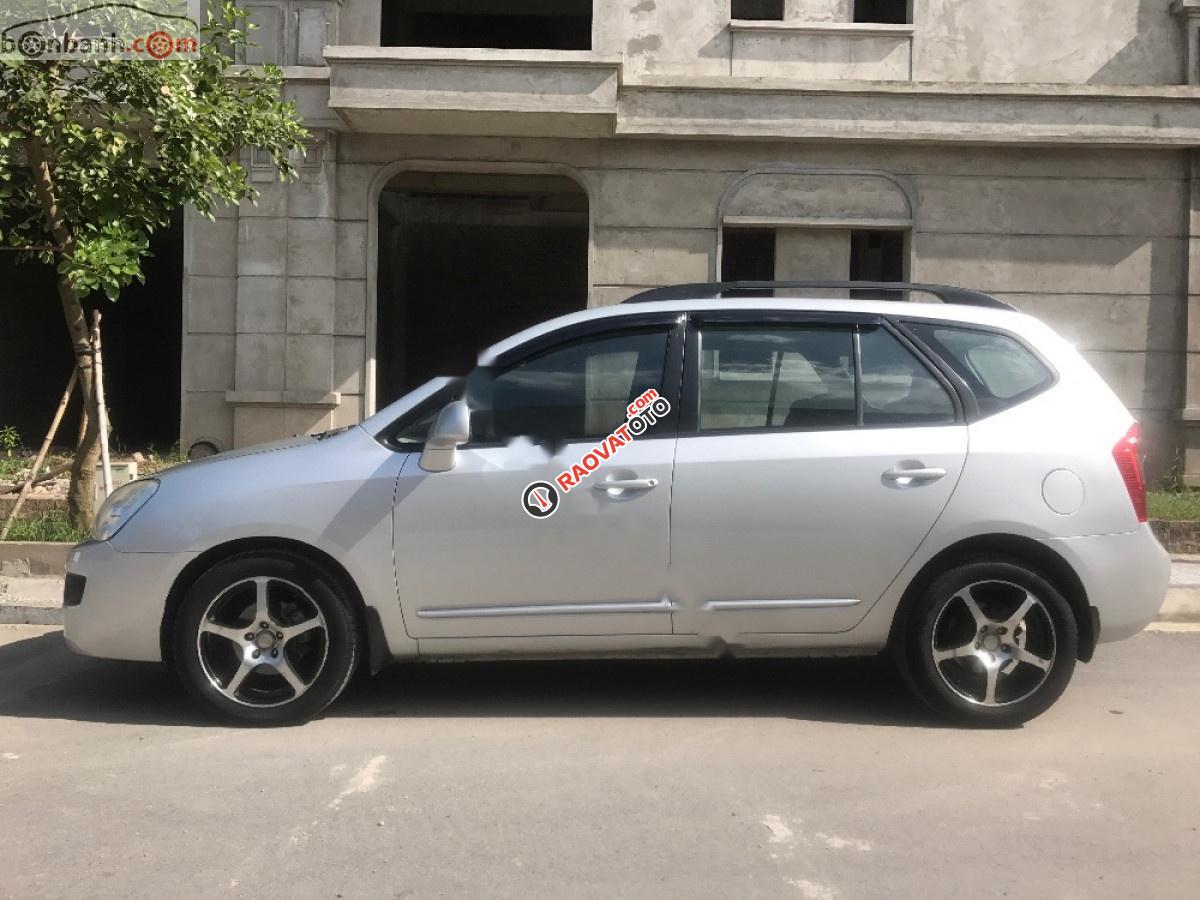 Cần bán lại xe Kia Carens SXMT 2011, màu bạc chính chủ-4