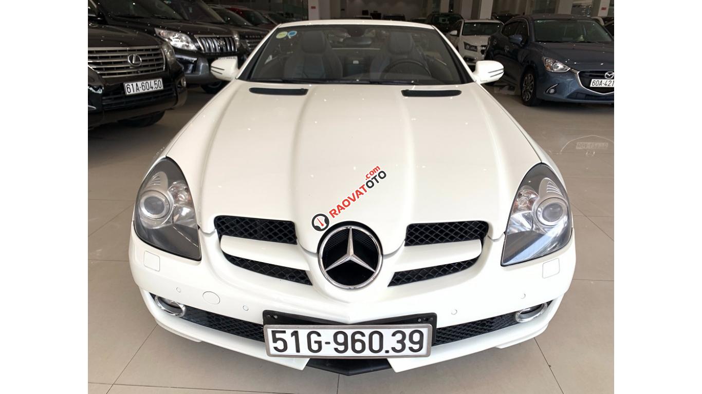 HCM Mercedes SLK 200, màu trắng, xe nhập, trả trước chỉ từ 285 triệu-0