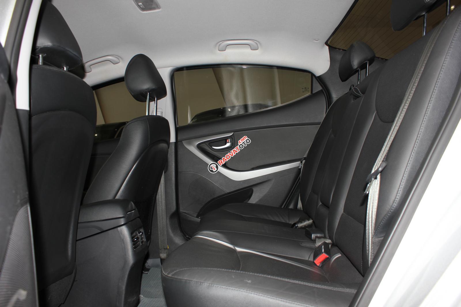 Bán ô tô Hyundai Elantra 1.5 sản xuất 2015, màu bạc, nhập khẩu nguyên chiếc-1