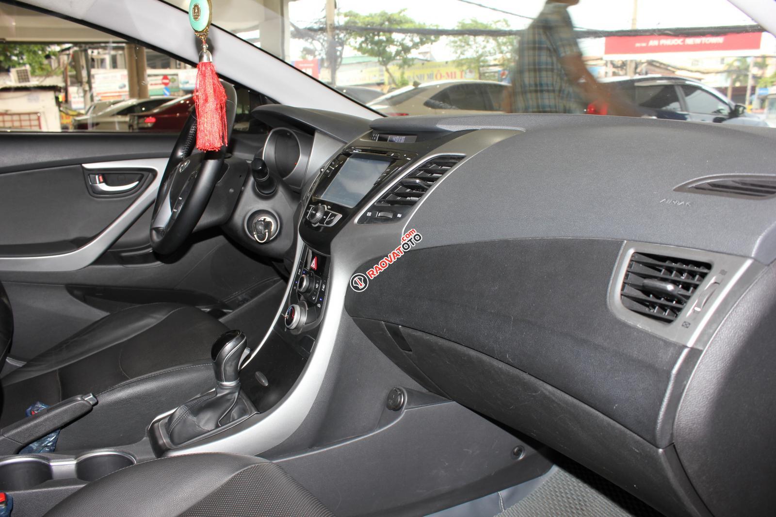 Bán ô tô Hyundai Elantra 1.5 sản xuất 2015, màu bạc, nhập khẩu nguyên chiếc-3