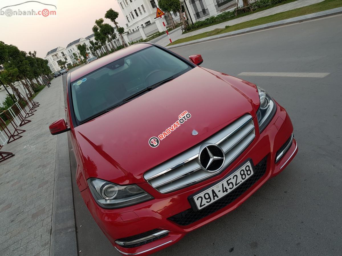 Cần bán Mercedes C250 đời 2011, màu đỏ, giá tốt-5