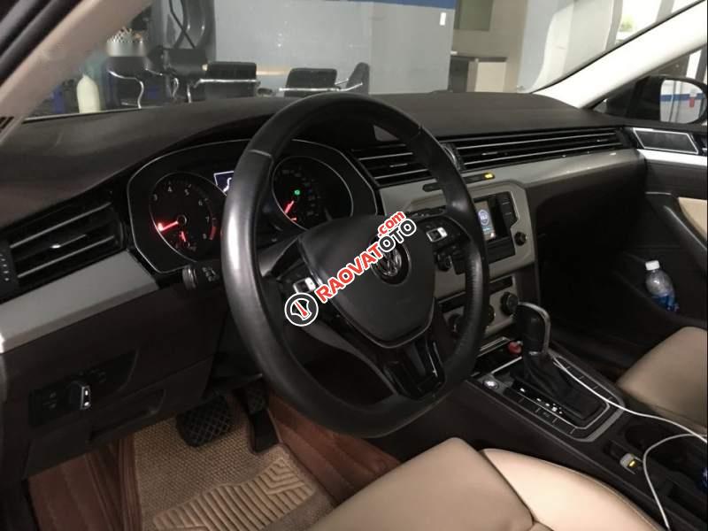 Bán Volkswagen Passat TSI 1.8 2017, màu nâu, nhập khẩu nguyên chiếc, bảo trì thường xuyên bao check hãng-1