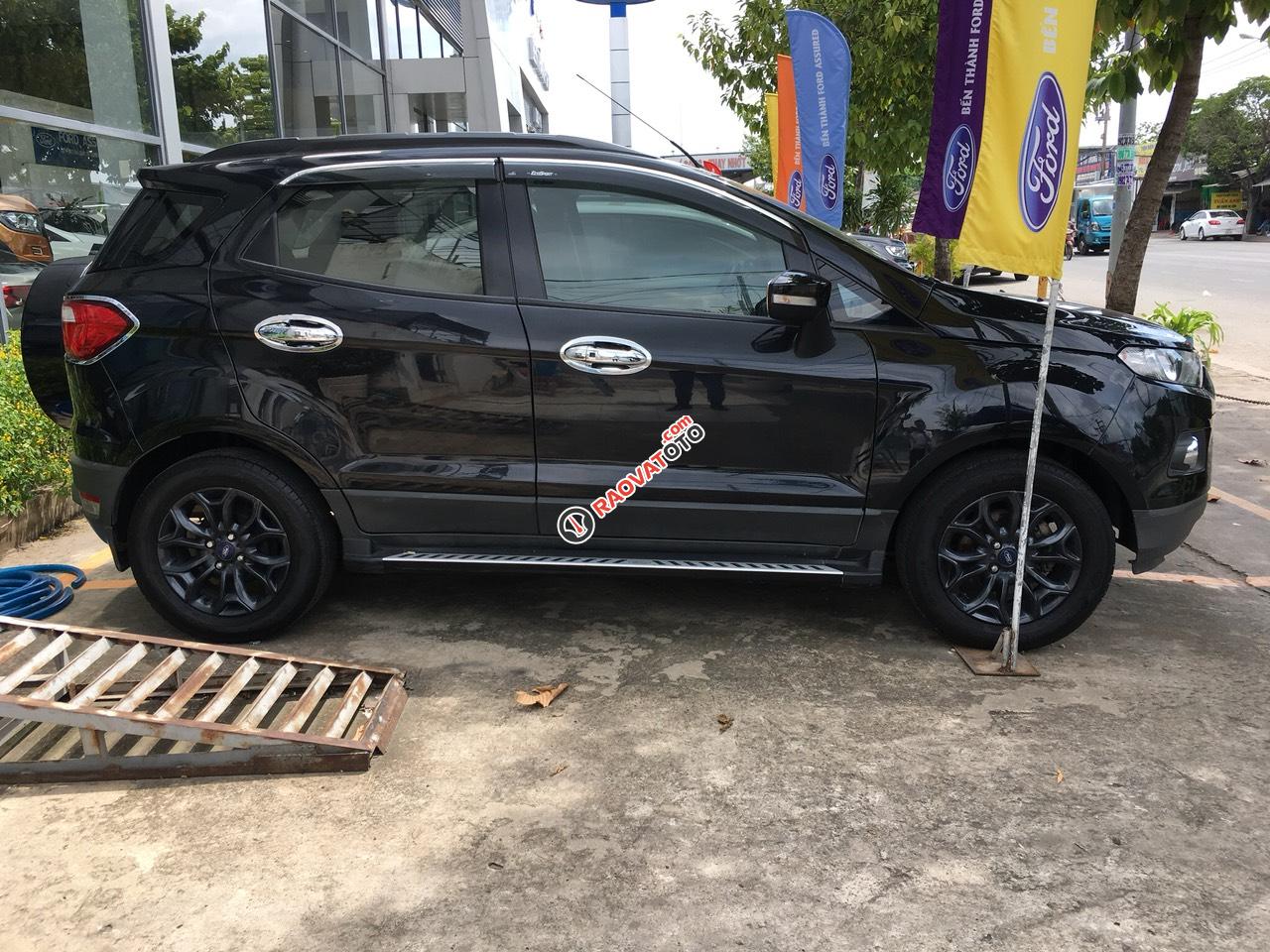 Bán Ford EcoSport 2015 màu đen, biển số thành phố-4