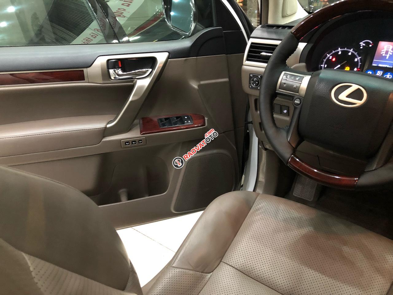 Cần bán xe Lexus GX 460 đời 2011, màu trắng, nhập khẩu nguyên chiếc-8