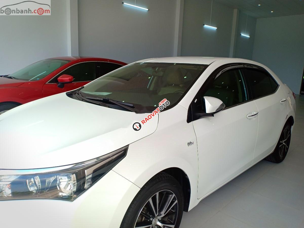 Cần bán lại xe Toyota Corolla altis 1.8G đời 2015, màu trắng-4