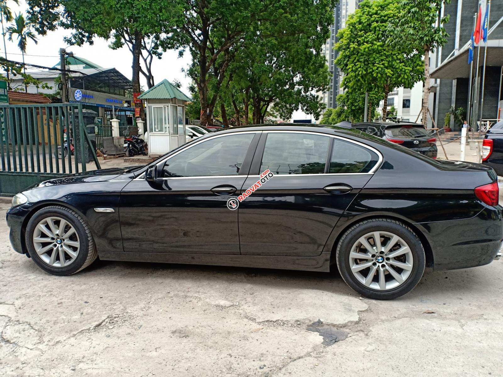Cần bán BMW 5 Series 528i năm sản xuất 2012, màu đen, xe nhập-1