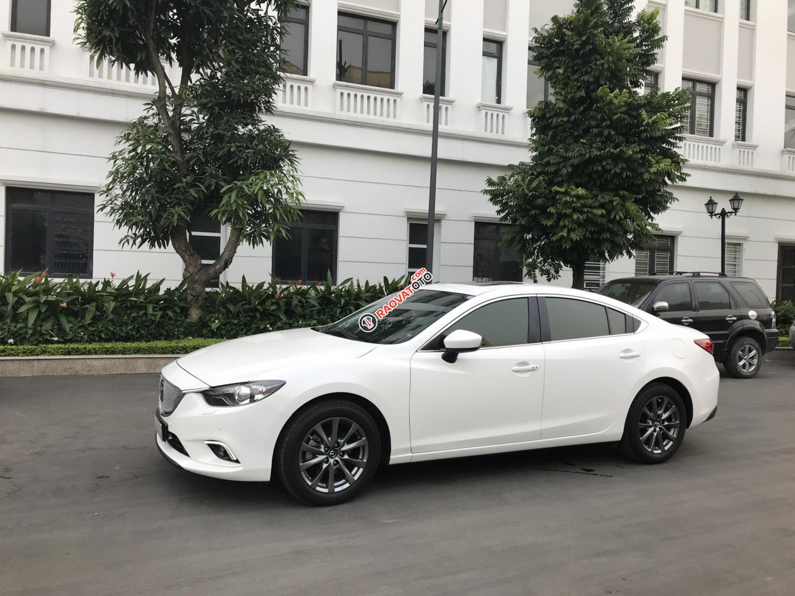Bán Mazda 6 AN 2.0 màu trắng đời 2017 - Đk 24/12/2016-4
