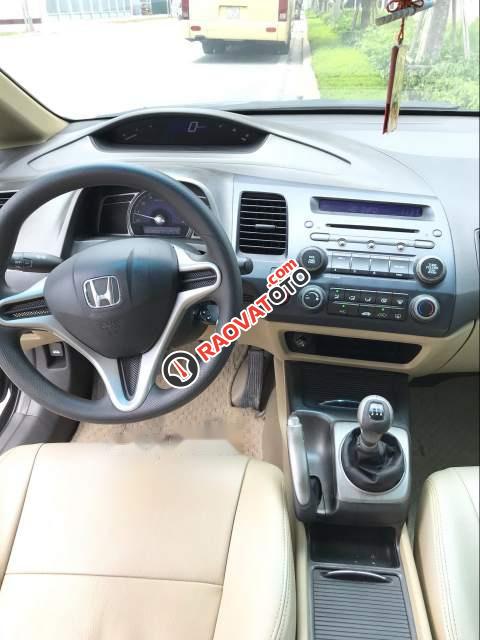 Cần bán xe Honda Civic 1.8MT đời 2010, màu đen, giá 358tr-2