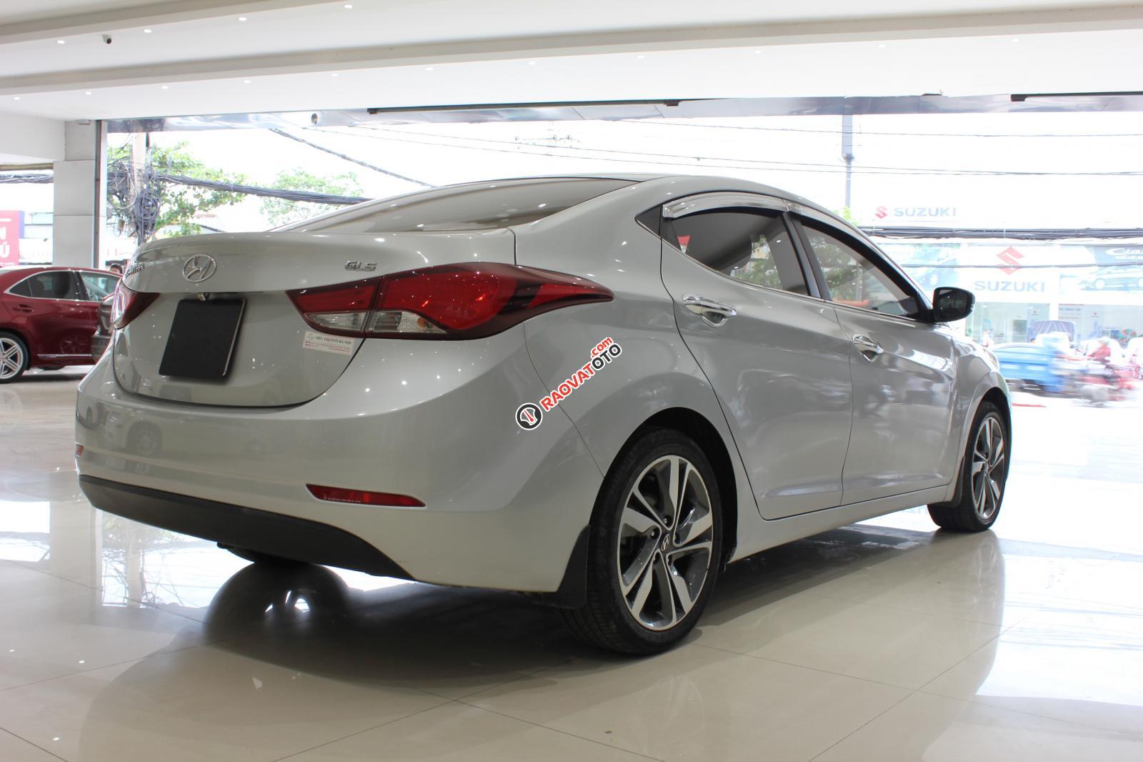 Bán Hyundai Elantra GLS năm 2015, màu bạc-5