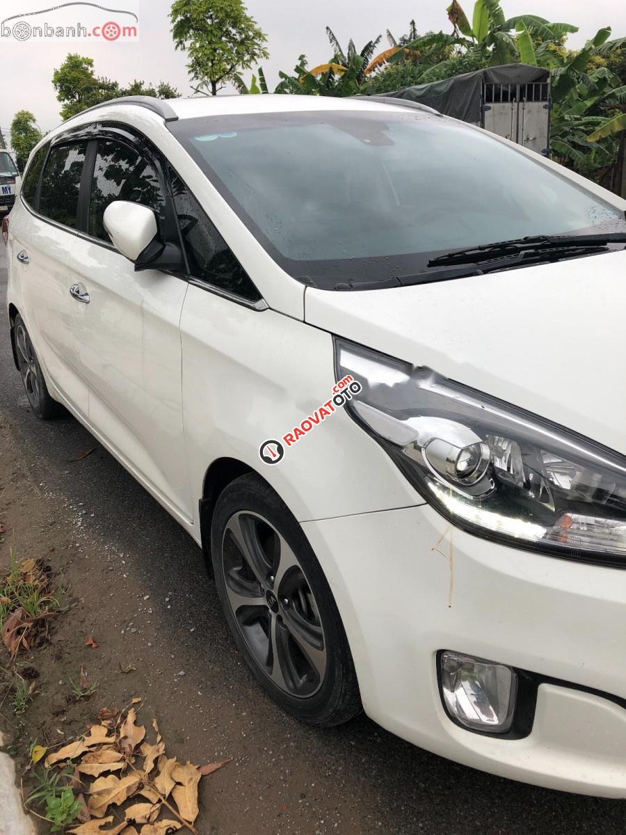 Bán Kia Rondo GAT đời 2015, màu trắng số tự động-0