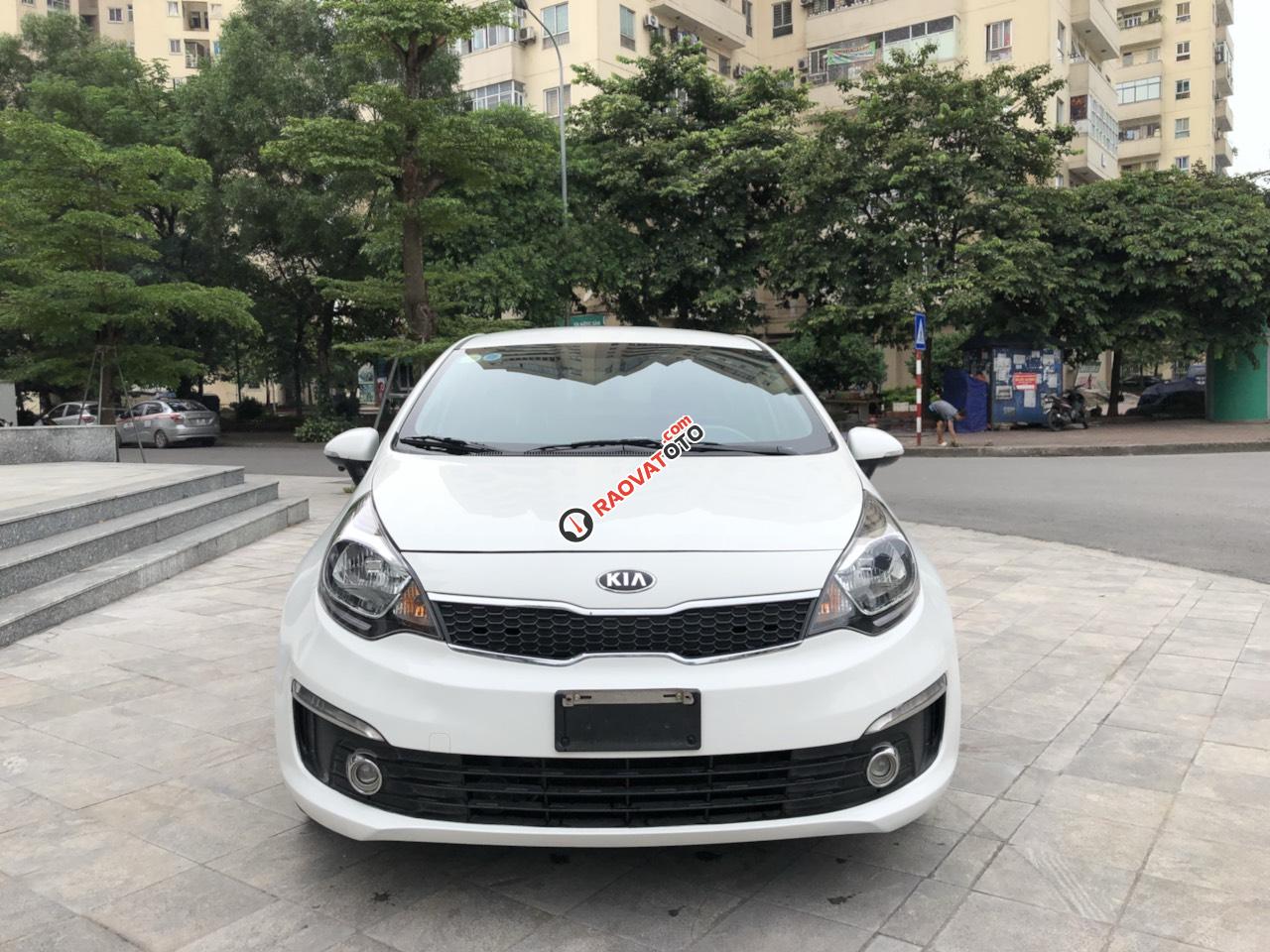 Bán ô tô Kia Rio Sedan, số tự động, 1.4L, nhập khẩu Hàn Quốc đời 2016, màu trắng, nhập khẩu-1