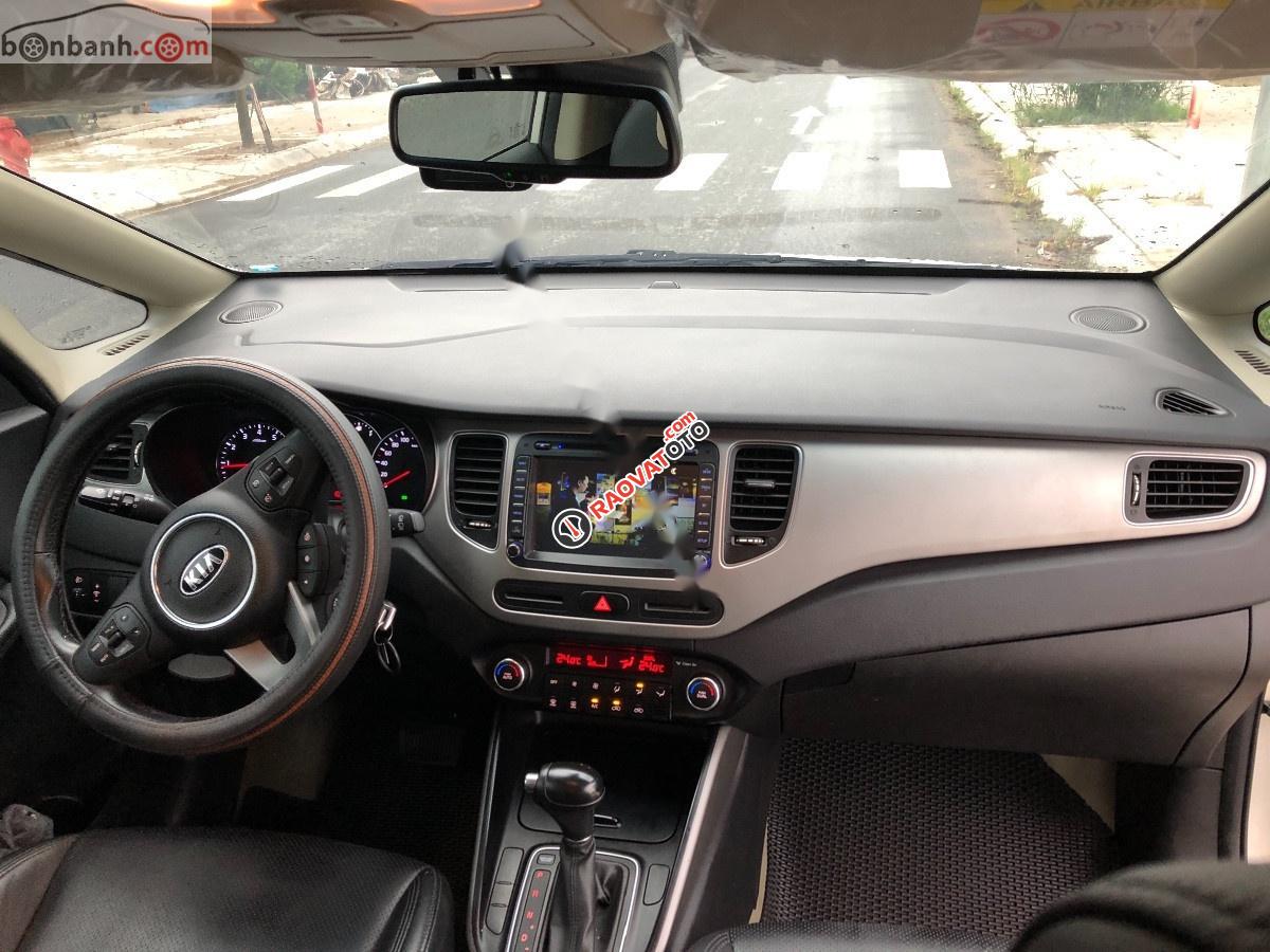 Bán Kia Rondo GAT đời 2015, màu trắng số tự động-7