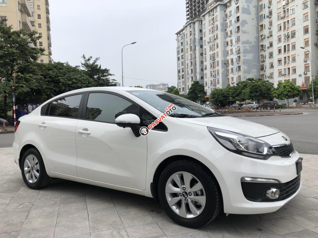 Bán ô tô Kia Rio Sedan, số tự động, 1.4L, nhập khẩu Hàn Quốc đời 2016, màu trắng, nhập khẩu-0