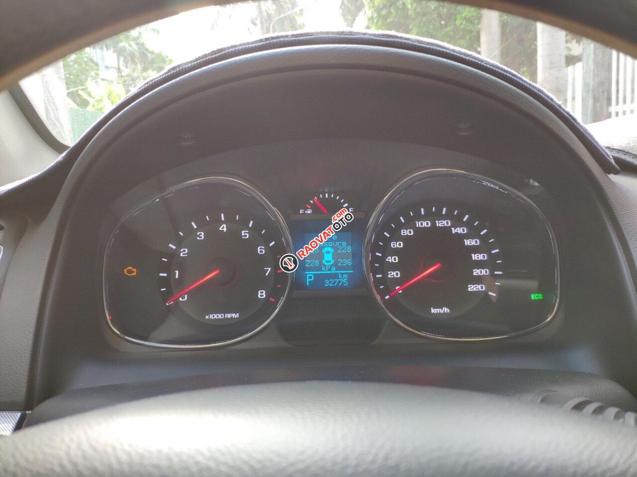 Cần bán Chevrolet Captiva Revv 2.4 LTZ đời 2016, màu trắng-1