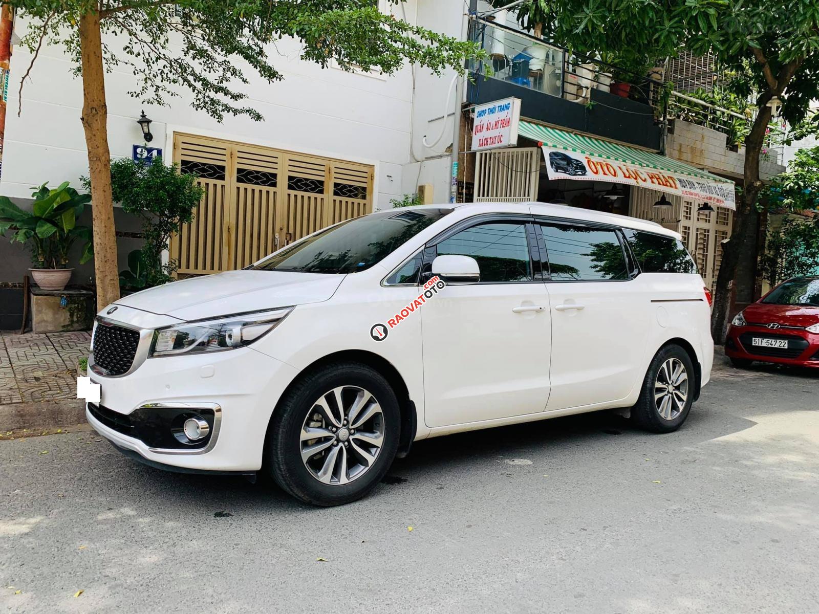 Bán xe Kia Sedona 3.3 GATH 2016, màu trắng, xe gia đình đi ít, giữ gìn, xe như mới-13