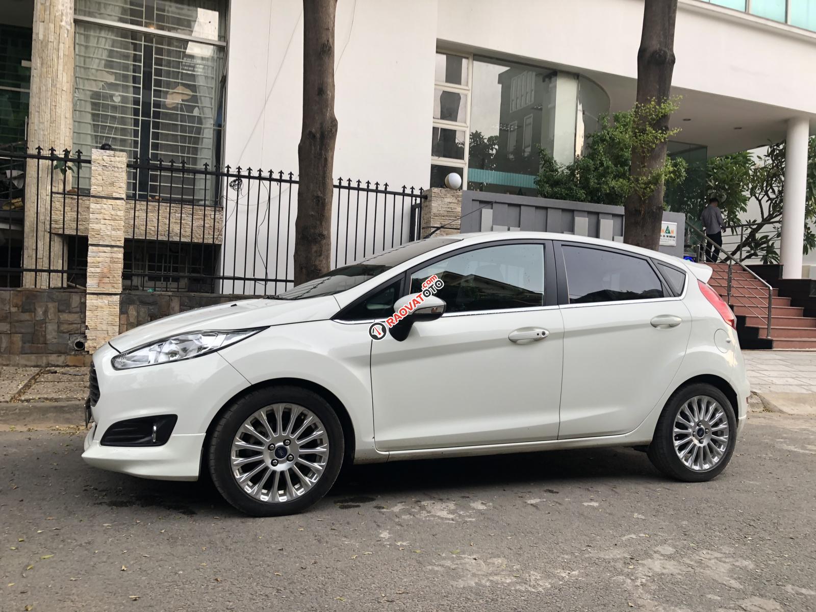 Ford Fiesta bản cao cấp 1.0 AT Ecoboost mode 2015-0