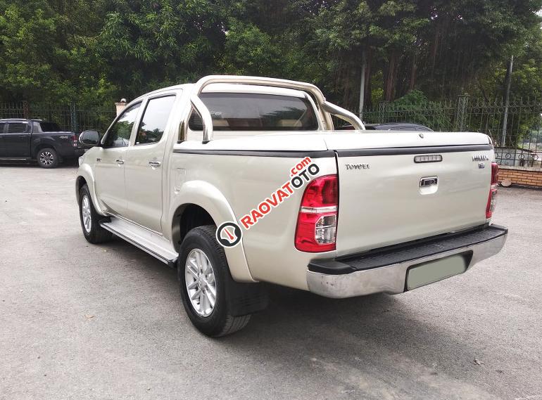 Bán xe Toyota Hilux 2.5MT đời 2013-4