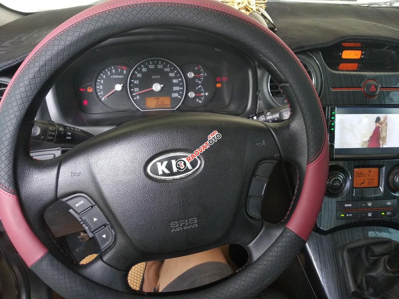 Bán ô tô Kia Carens MT 2.0 năm 2015, màu xám (ghi)-3