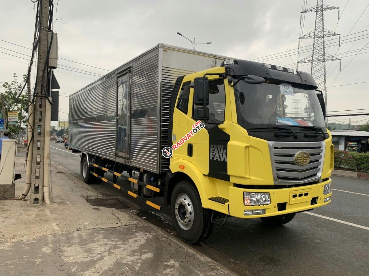Xe ôtô tải 7.2 tấn thùng siêu dài 9.7, nhãn hiệu Faw nhập khẩu 2019-0