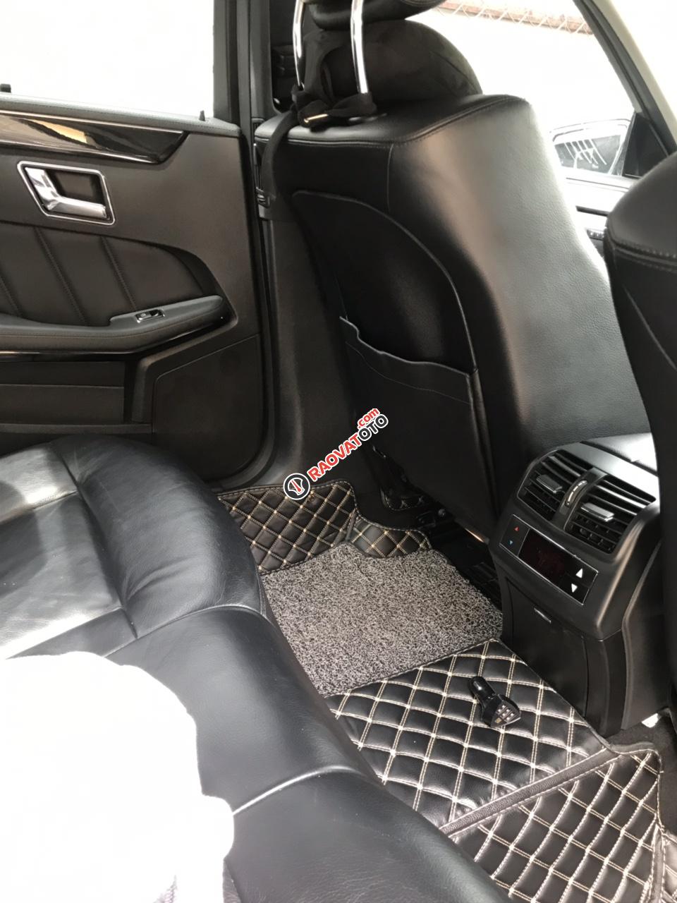 Bán Mercedes E250 sản xuất 2011, form 2012, xe chính chủ nội thất gần như mới nguyên-3