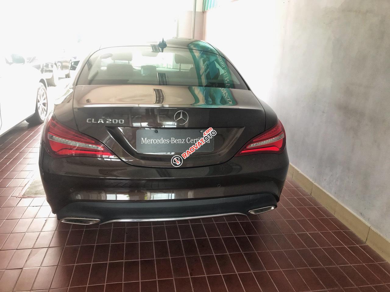 Bán Mercedes CLA 200 màu nâu demo chính hãng Trường Chinh-3