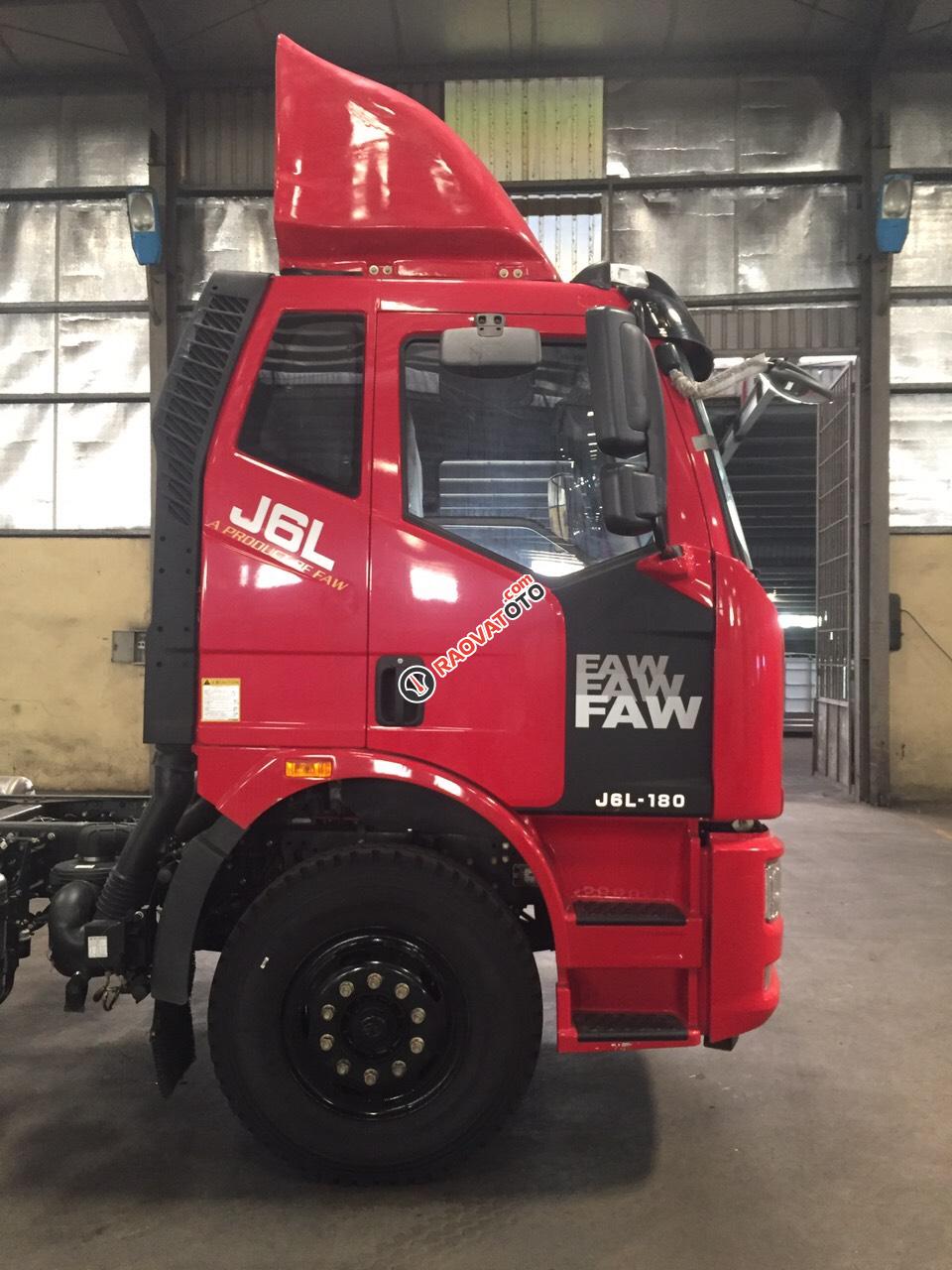 Bán xe ô tô tải thùng dài 9.7m, tải trong 17.9 tấn, nhãn hiệu Faw nhập khẩu 2017-1