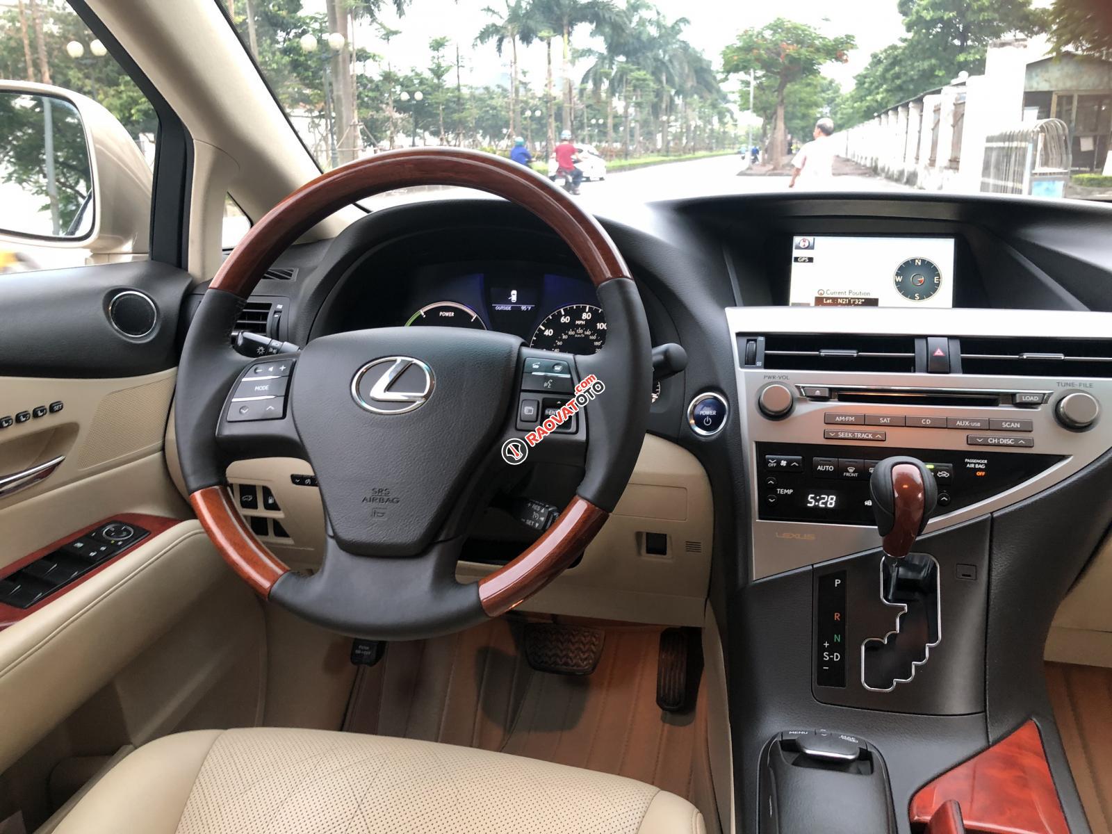 Bán xe Lexus RX450H nhập Mỹ, sản xuất 2010. Xe màu vàng cát, nội thất màu kem-3