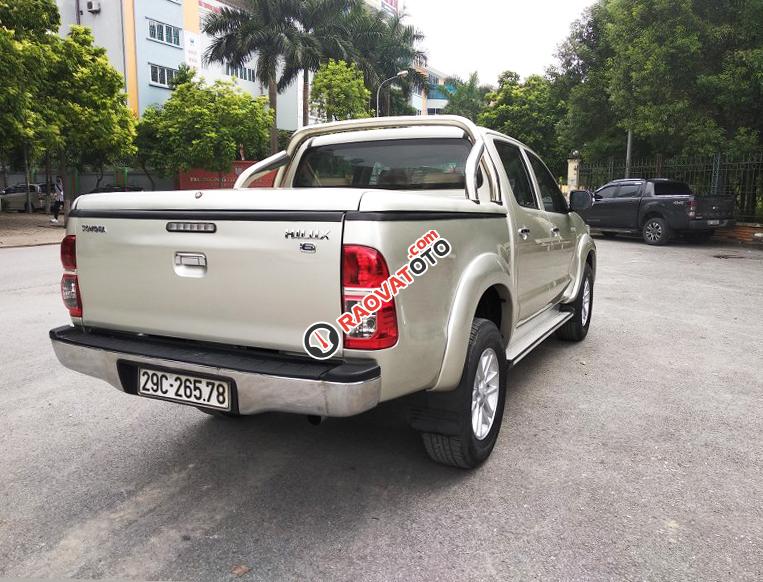 Bán xe Toyota Hilux 2.5MT đời 2013-3