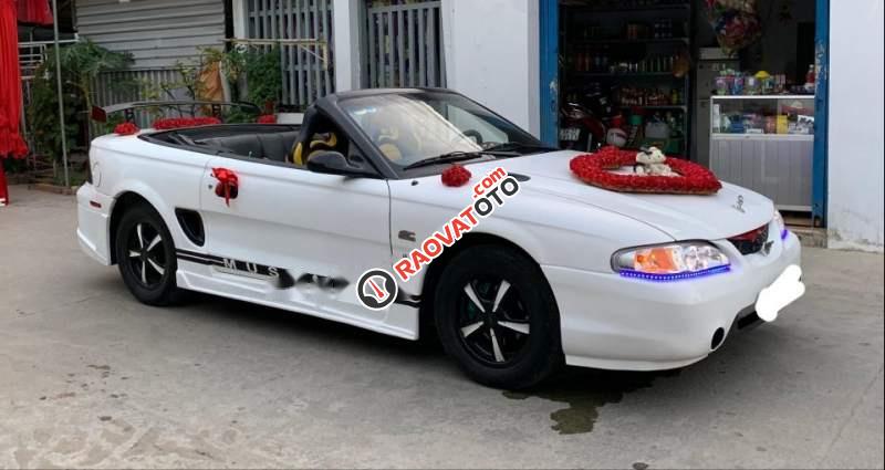 Bán Ford Mustang sản xuất năm 1995, màu trắng, nhập khẩu nguyên chiếc, chính chủ giá cạnh tranh-3