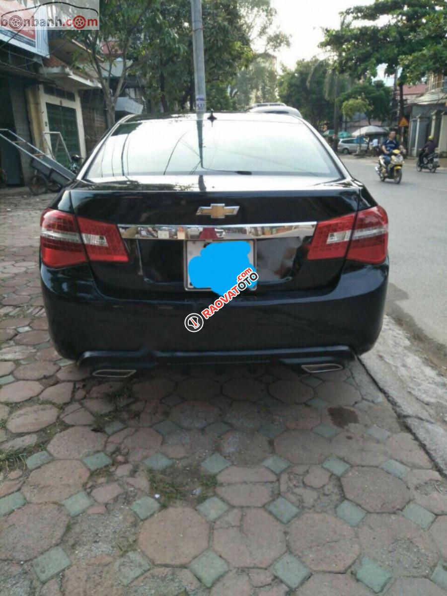 Cần bán Chevrolet Cruze MT đời 2011, màu đen-3