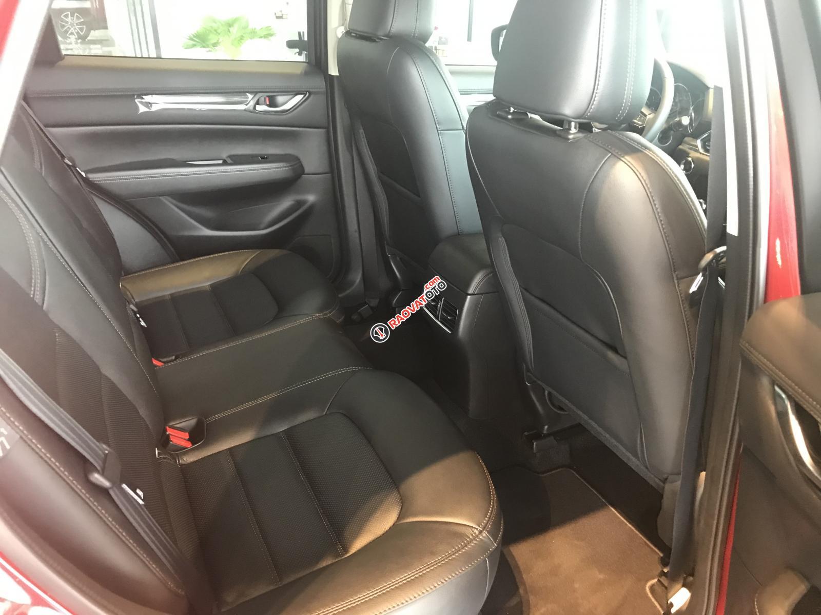 Bán Mazda CX5 2.0L FWD 2019, đỏ pha lê, hỗ trợ vay 85%, trả trước 200tr giao xe, LH: 0376684593-1